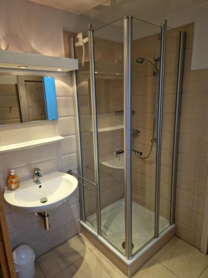 Haus Sandra 格洛威 外观 照片